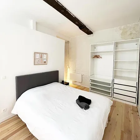 New Spacious Boutique Apartment's In The Center Of شقة *