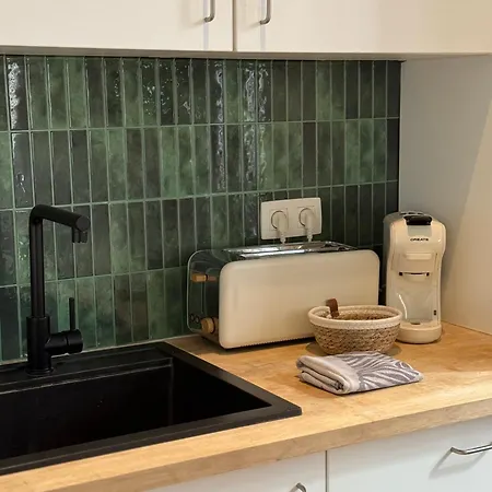 شقة New Spacious Boutique Apartment's In The Center Of *